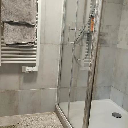 דירה Independant Avec Terrasse Privative Sempigny