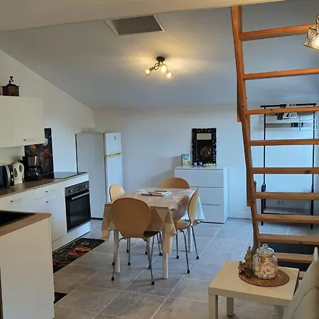 דירה Independant Avec Terrasse Privative *